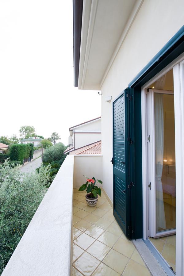 Oliveto A Mare - Suite & Apartment Ашеа Экстерьер фото